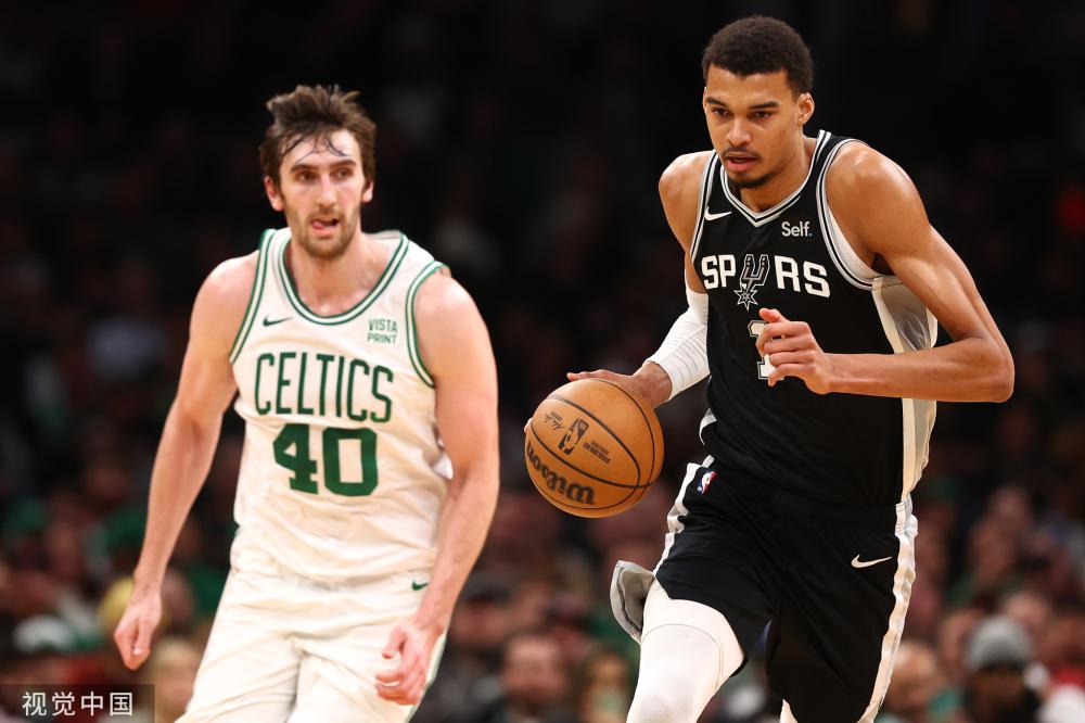 冠赛场上走 冠赛场上走